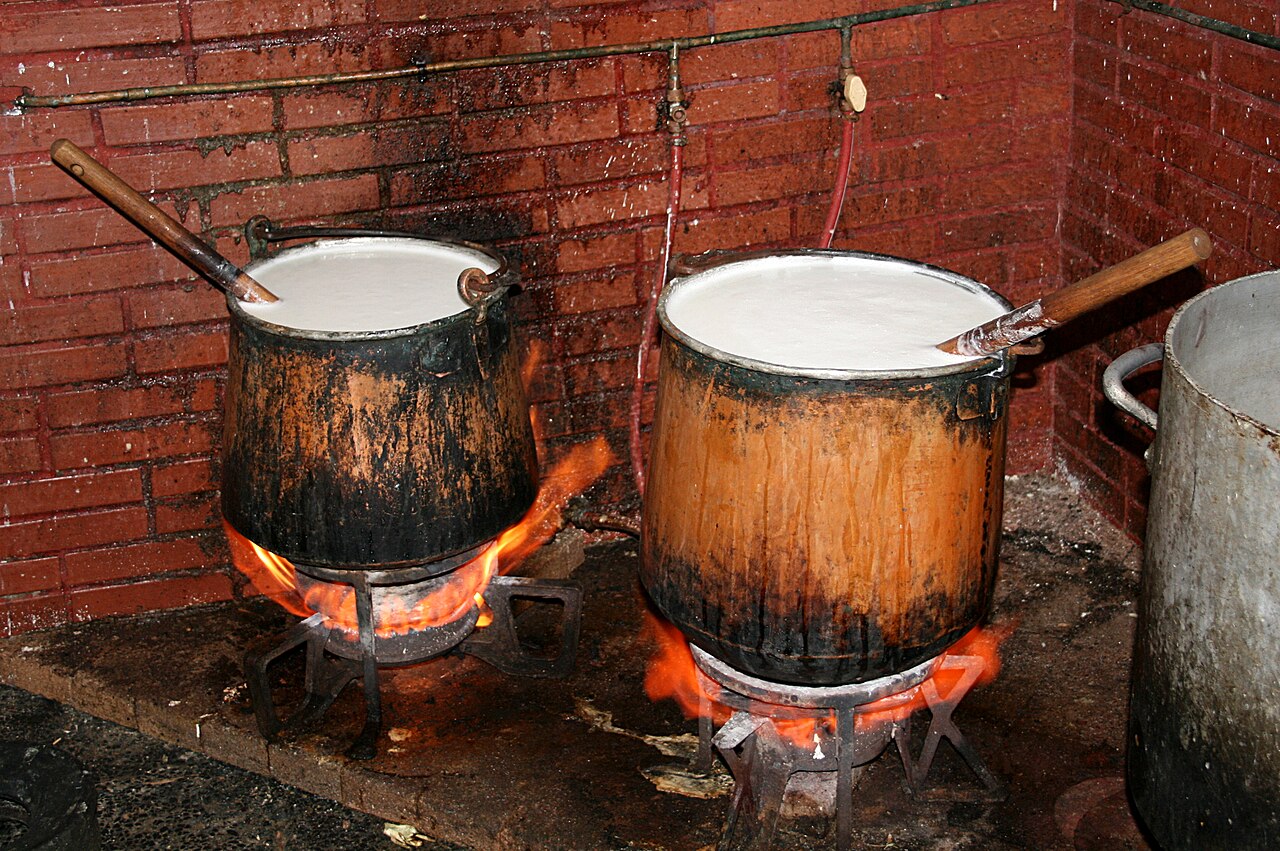 Traditional preparation of brocciu